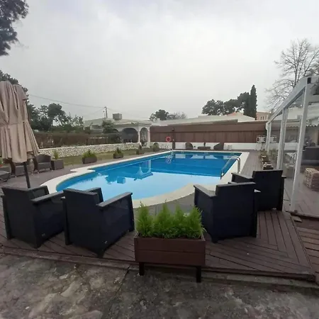 Elegant In With Private Pool