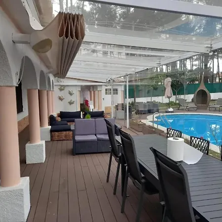 Elegant In With Private Pool *